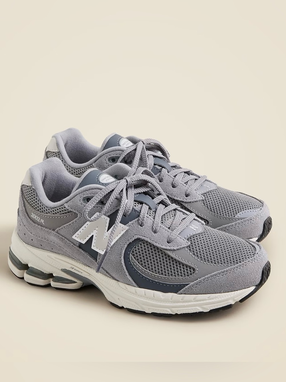 New balance 2002R